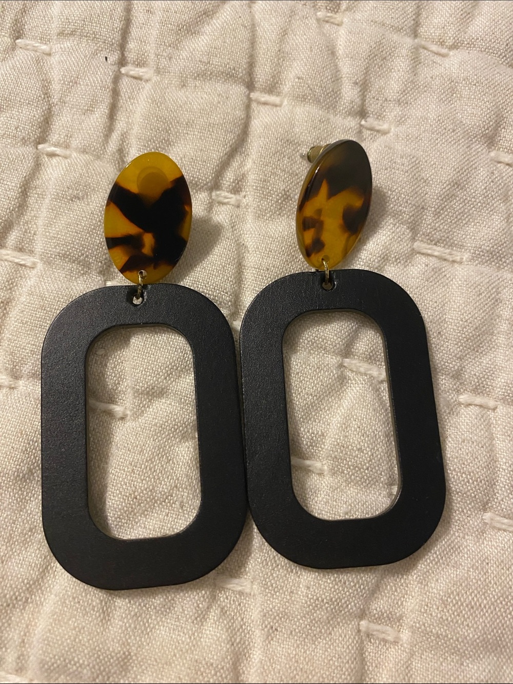 Nickel & Suede Tortoiseshell Top Black Drop Earrings